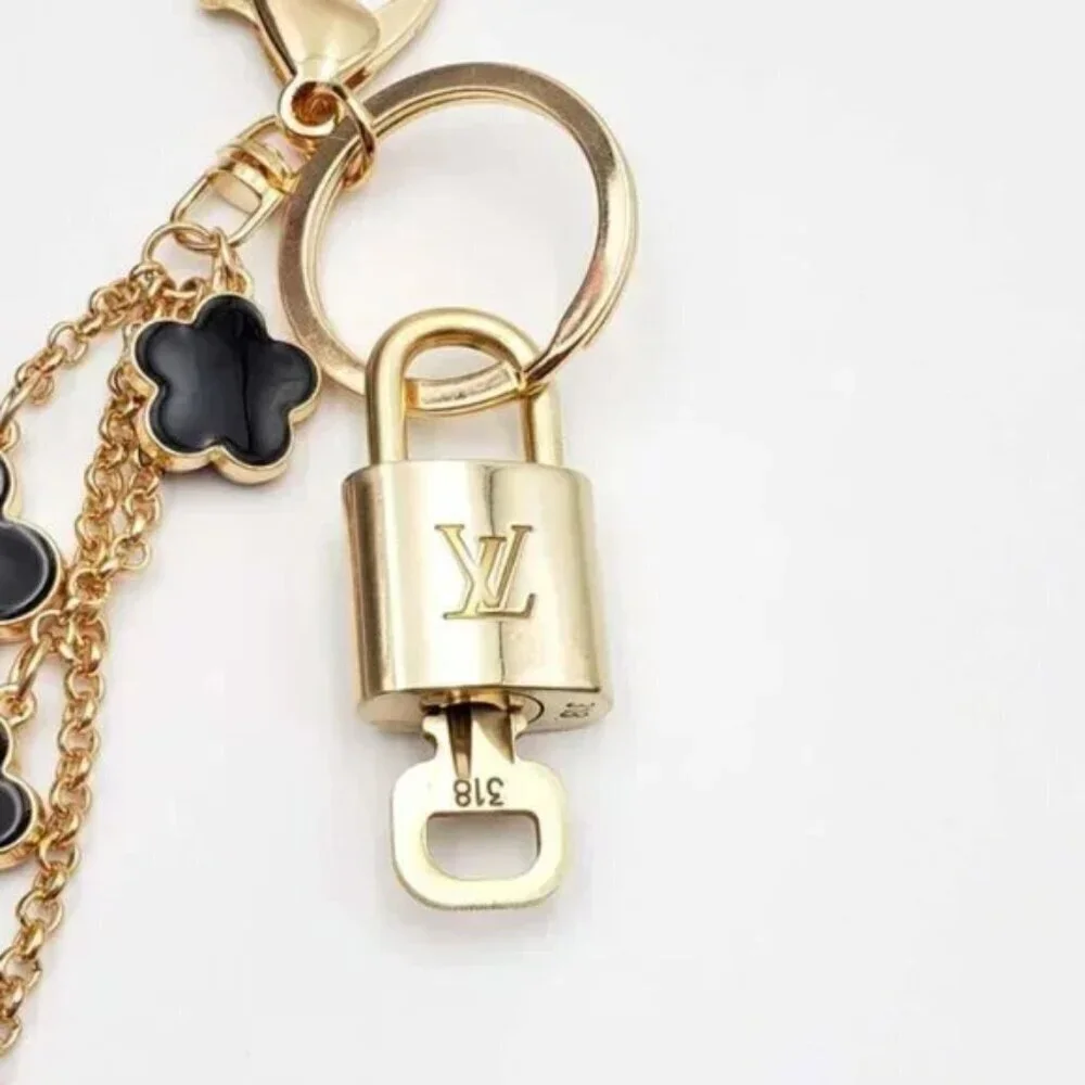 Authentic Louis Vuitton Gold Lock 🔒 Keychain Bag Unbranded Flower Charm LV